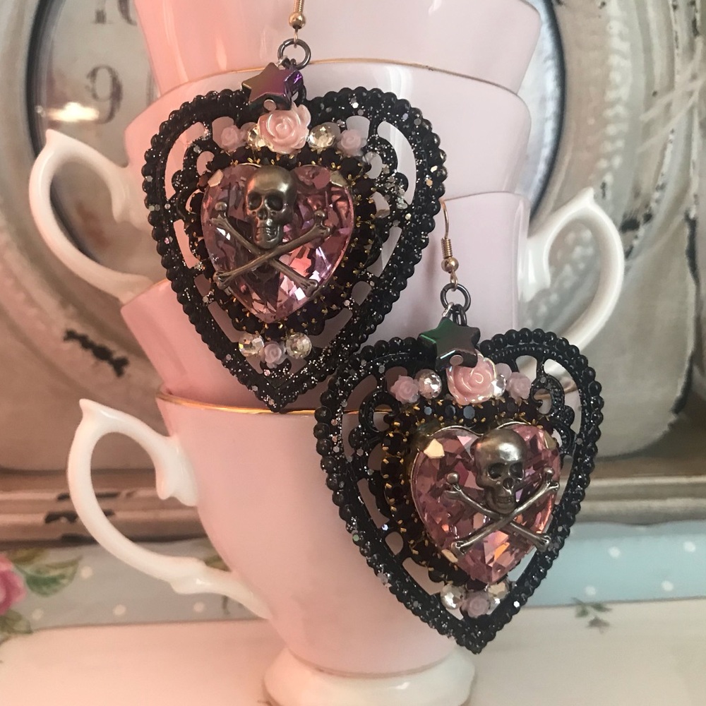Huge heart skull pink and black earrings